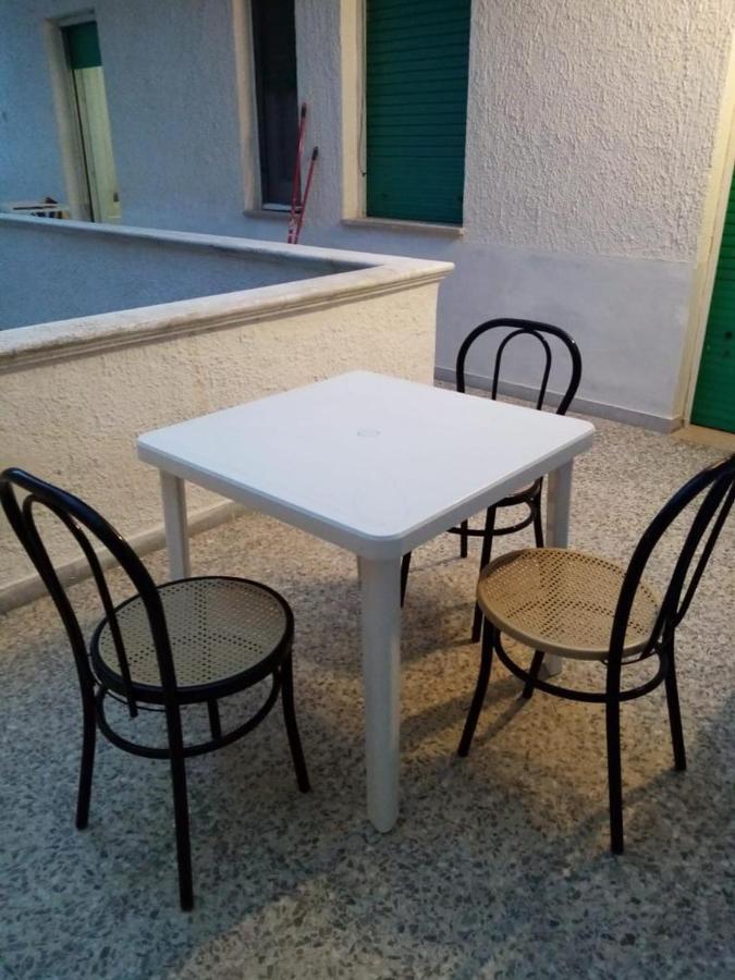 Dimora Storica Fronte Mare Con Terrazzo Privato Villa Torre Canne Exterior photo